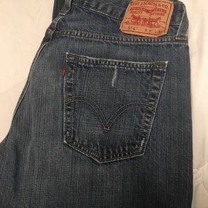 Men’s Levi’s 514 slim straight leg. No rips/tears